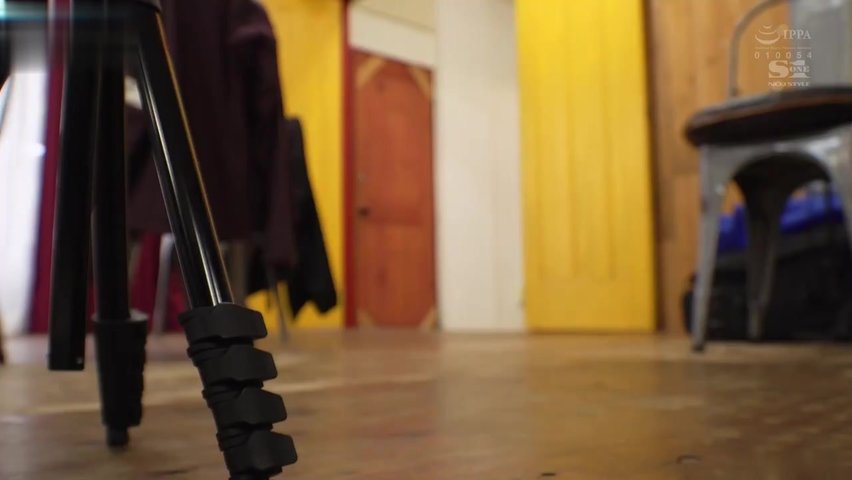 イキ潮1500cc！有栖花あかエロス覚醒はじめての大_(